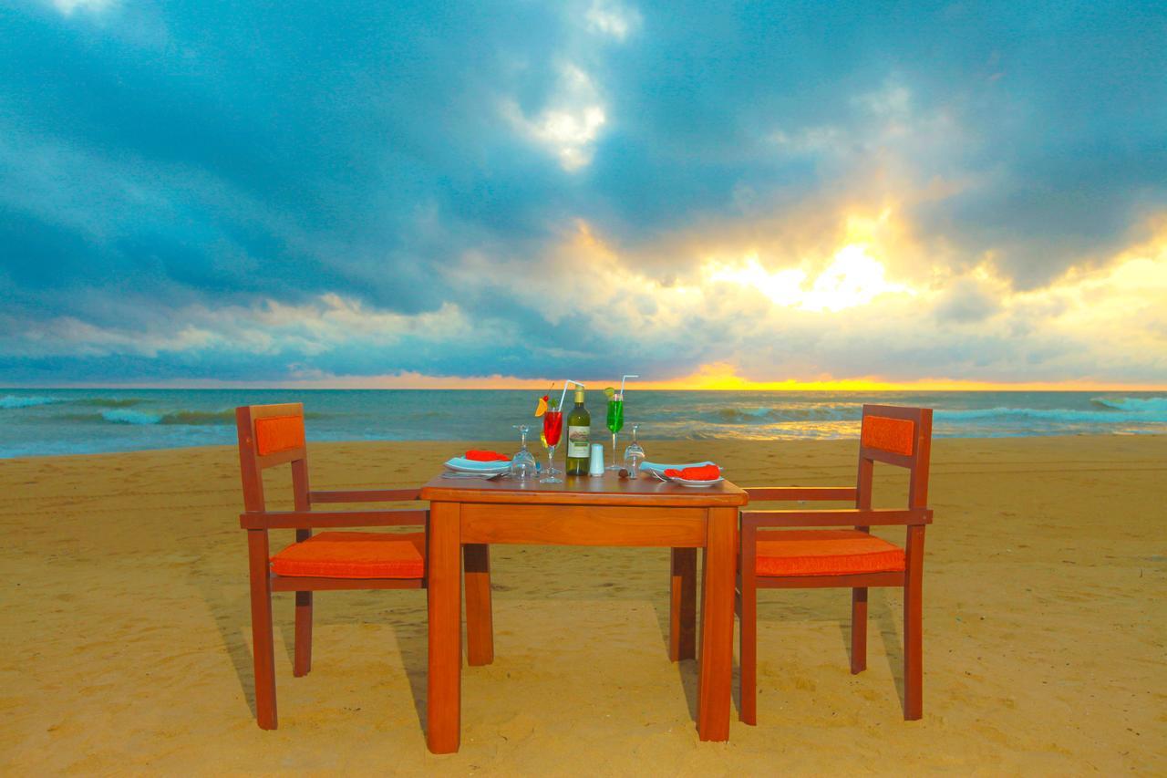 Beacon Beach Hotel Negombo Exterior foto