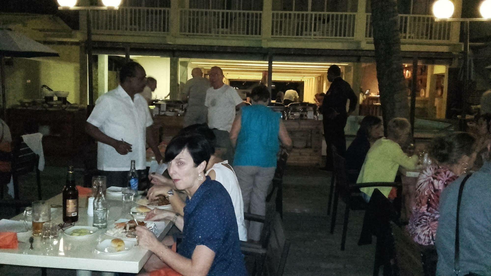 Beacon Beach Hotel Negombo Exterior foto